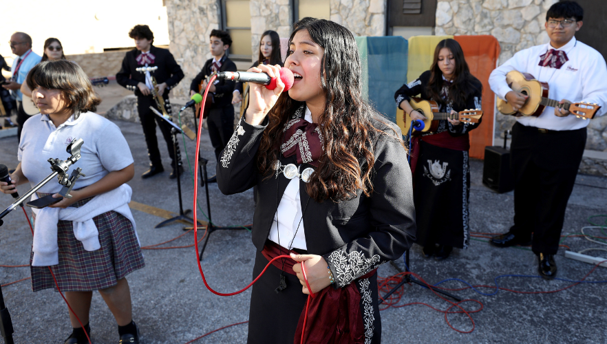 SACHS mariachi