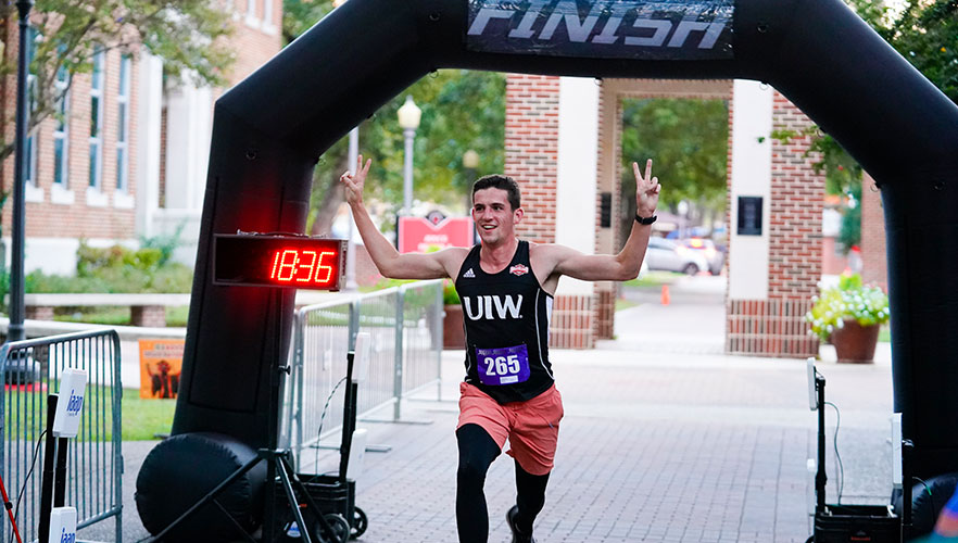 Taco 5k runner