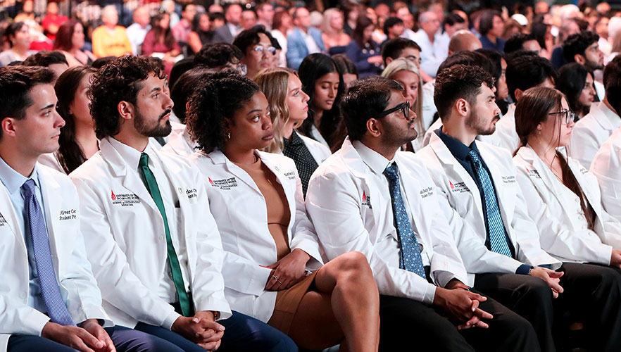 Students at white coat ceremony